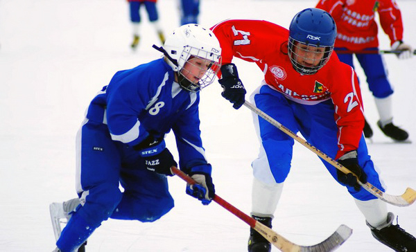 Юные хоккеисты «Локо» вернулись из Сызрани с кубком